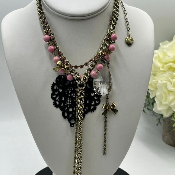 Betsey Johnson Multistrand Webb Bows Pink Beads Crystals Black Heart Necklace - Picture 2 of 10